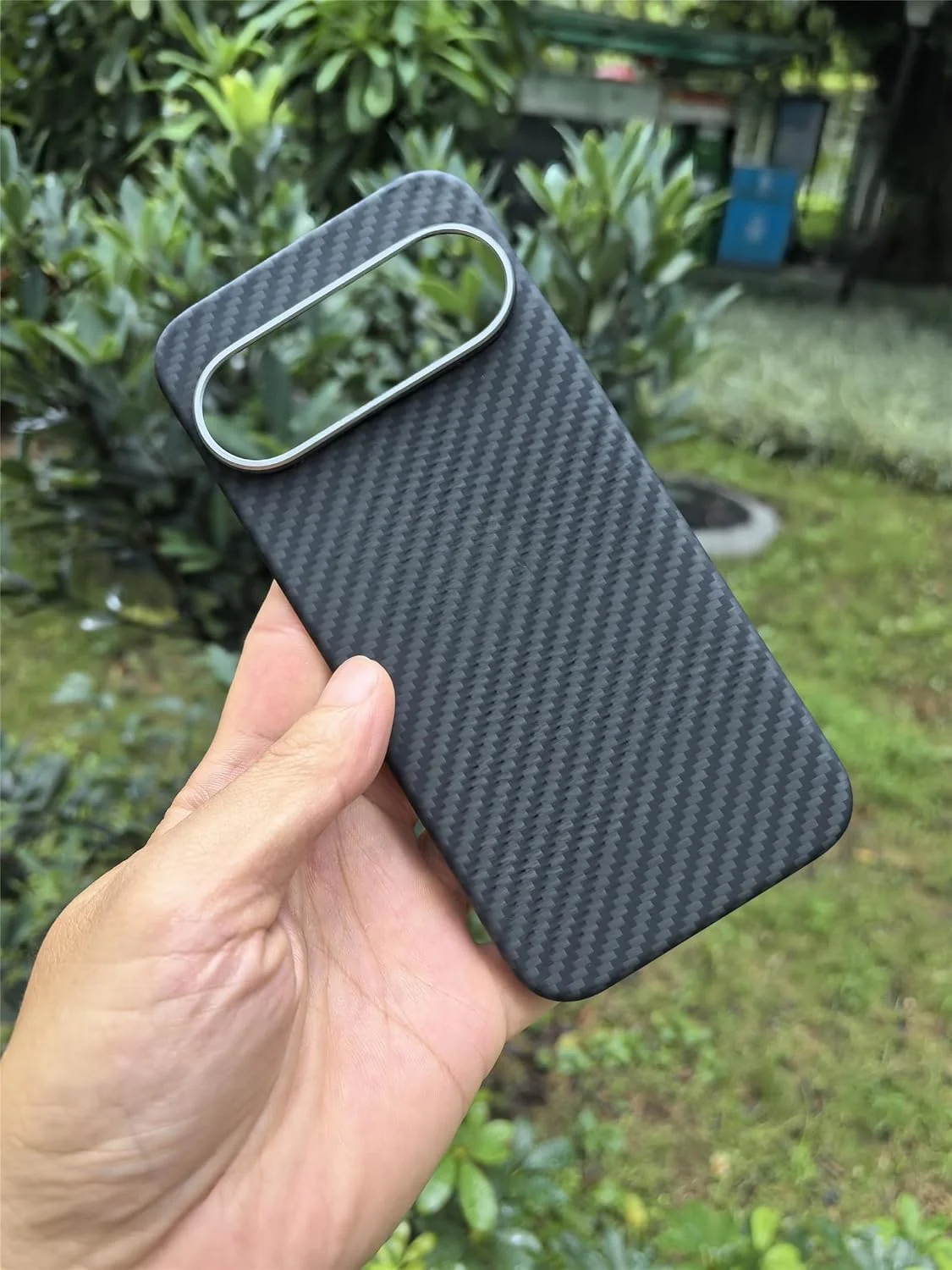 قاب محافظ فیبر آرامید کربنی برای گوگل پیکسل 10 پرو ایکس ال، ساخته شده از مواد آرامید و آلیاژ آلومینیوم، محافظ لنز فلزی، طراحی مدرن - مشکی