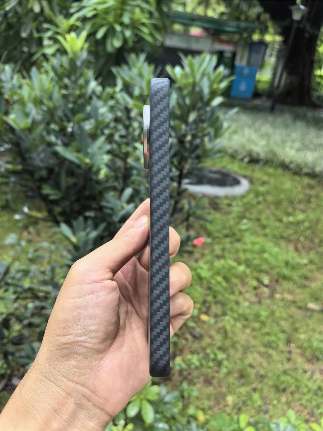 قاب محافظ فیبر آرامید کربنی برای گوگل پیکسل 10 پرو ایکس ال، ساخته شده از مواد آرامید و آلیاژ آلومینیوم، محافظ لنز فلزی، طراحی مدرن - مشکی