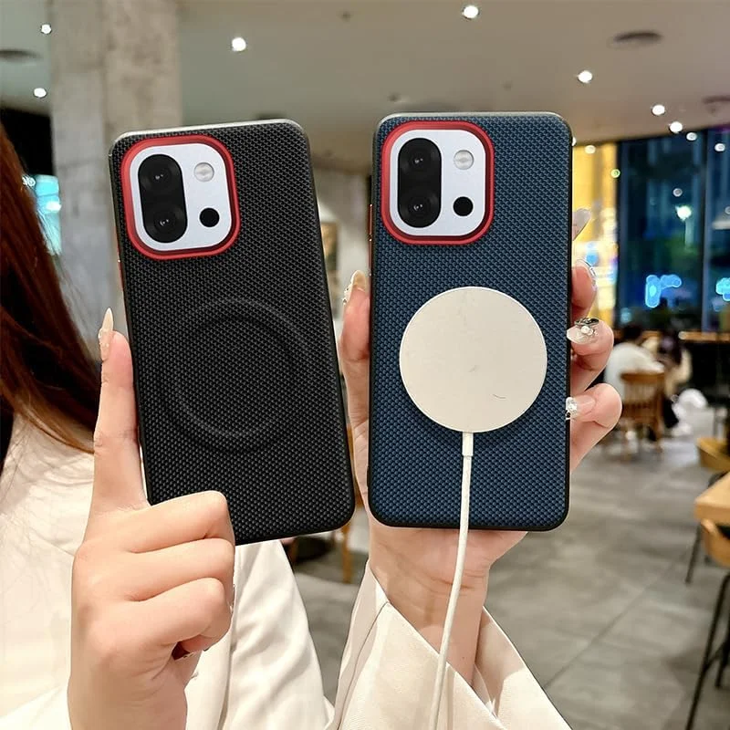 قاب مغناطیسی برای گوشی وان پلاس 13S، پشت چرم مصنوعی - لبه های بادوام TPU نرم و ضد ضربه - پوشش محافظ نازک و باریک PC سخت برای وان پلاس 13S 5G 2025 (مشکی) قاب مغناطیسی برای گوشی وان پلاس 13S، پشت چرم مصنوعی - لبه های بادوام TPU نرم و ضد ضربه - پوشش محافظ نازک و باریک PC سخت برای وان پلاس 13S 5G 2025 (مشکی)