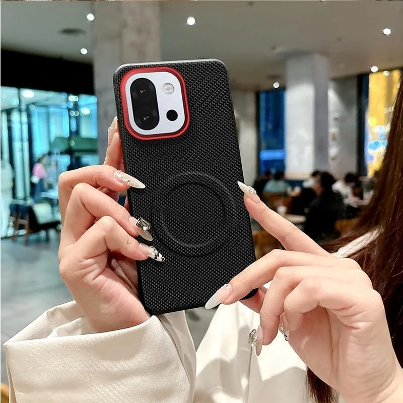 قاب مغناطیسی برای گوشی وان پلاس 13S، پشت چرم مصنوعی - لبه های بادوام TPU نرم و ضد ضربه - پوشش محافظ نازک و باریک PC سخت برای وان پلاس 13S 5G 2025 (مشکی) قاب مغناطیسی برای گوشی وان پلاس 13S، پشت چرم مصنوعی - لبه های بادوام TPU نرم و ضد ضربه - پوشش محافظ نازک و باریک PC سخت برای وان پلاس 13S 5G 2025 (مشکی)