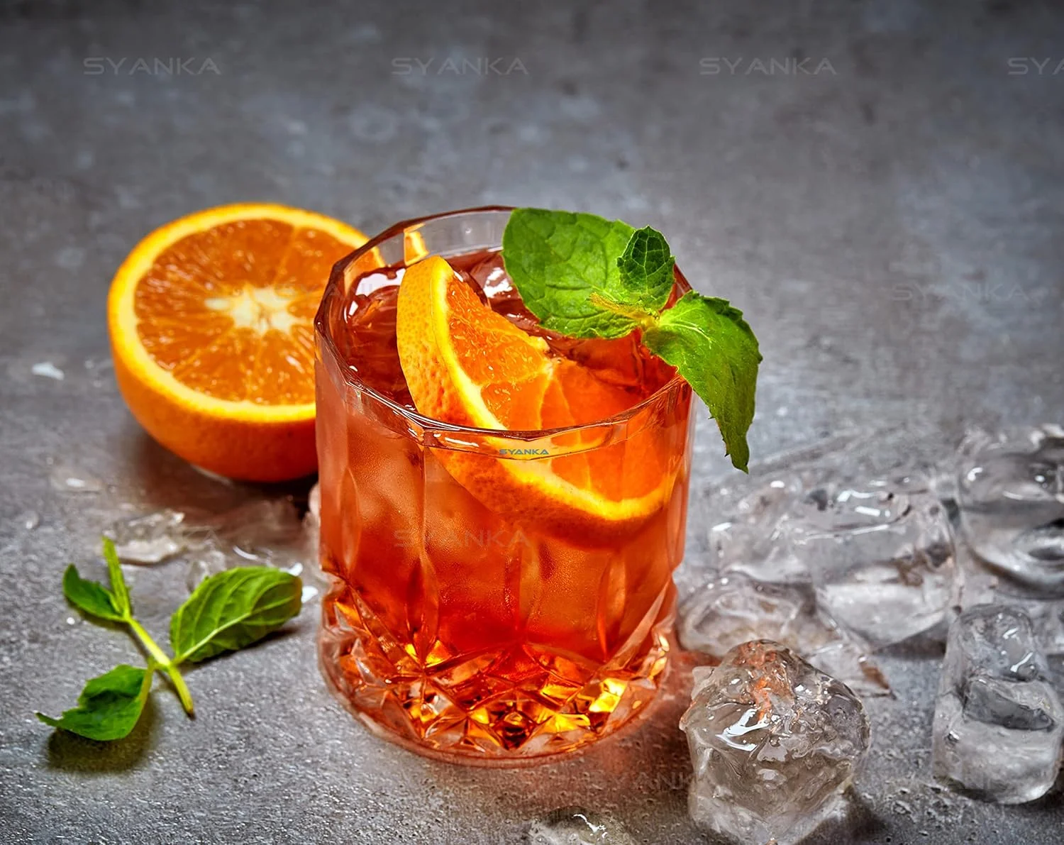 ست ۱۲ عددی لیوان آب و آبمیوه ممتاز ایتالیایی SYANKA، شفاف، ۲۲۰ میلی لیتر، طراحی کریستالی، لیوان های متوسط برای نوشیدن آبمیوه، آب، شربت و کوکتل، لیوان شیشه ای