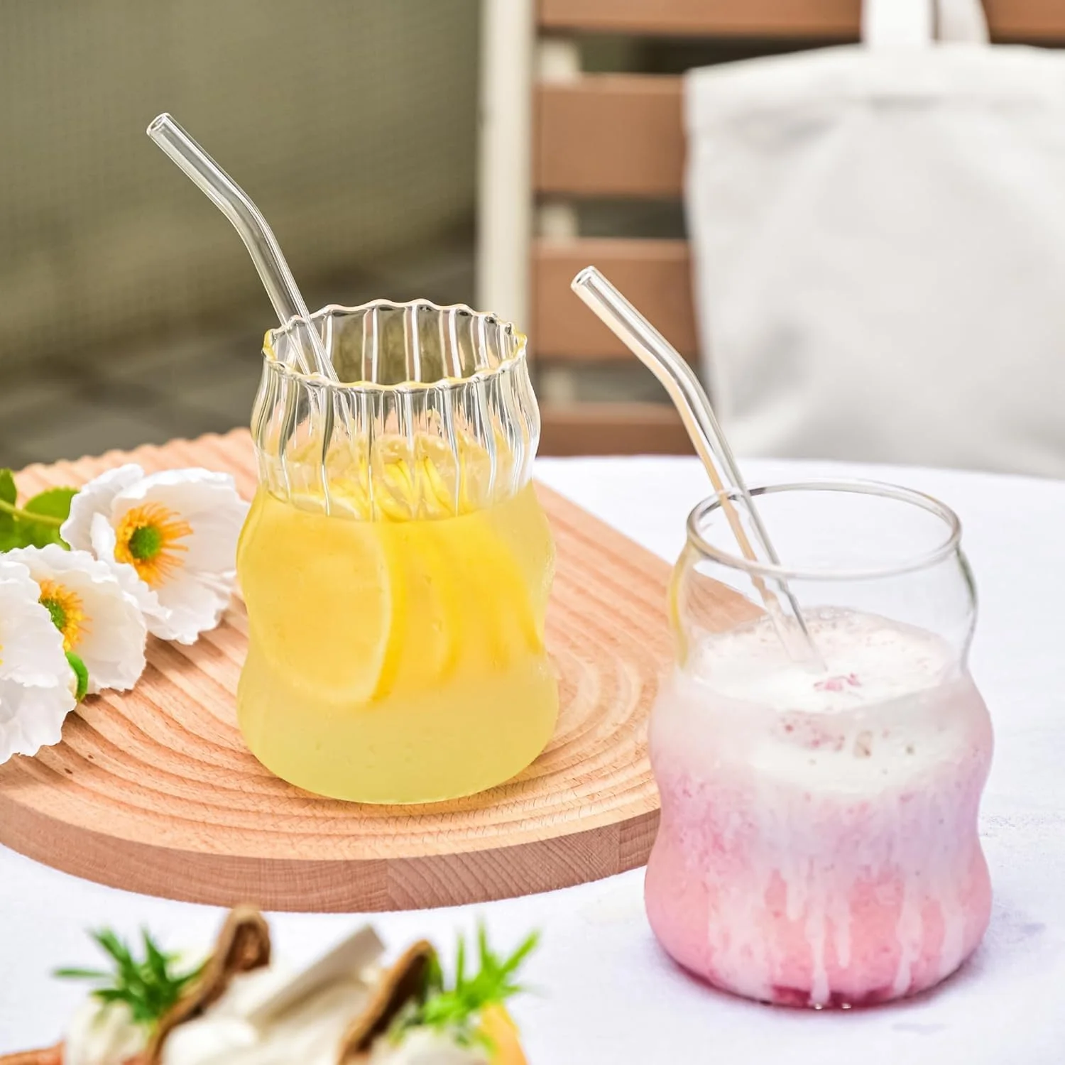 ست دو عددی لیوان شیشه ای دنده ای SKY-TOUCH، 530 میلی لیتر، لیوان نوشیدنی موج دار زیبا برای قهوه سرد، آبمیوه، شیر، چای، اسموتی، نوشیدنی های سرد، ست لیوان حبابی وینتیج