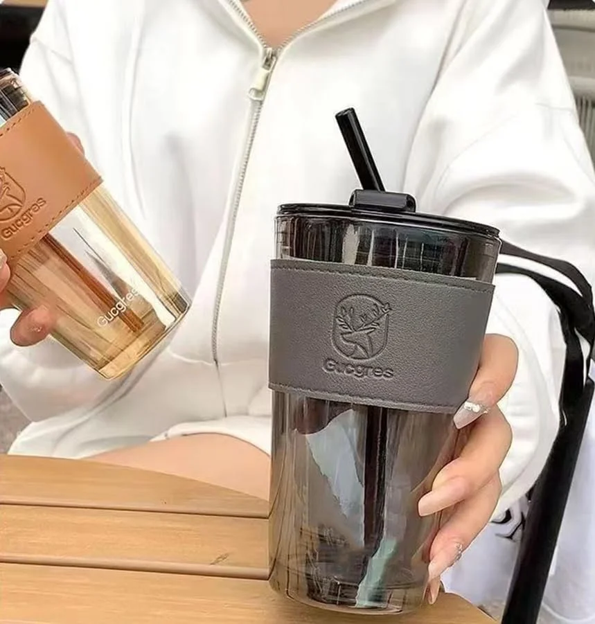 لیوان آب شیشه ای 450 میلی لیتری با نی و درب، دارای پوشش ضد لغزش، تمیز کردن آسان، مناسب برای سفر، برای آب، چای سرد و آبمیوه.