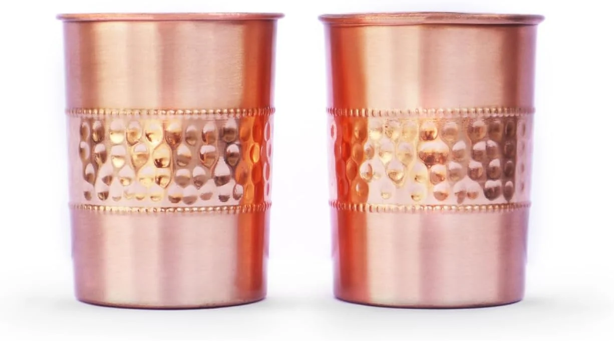 لیوان مسی ست 2 عددی چکش کاری شده و ساده ساخته شده از مس خالص (صاف)، لذت بردن از مزایای آیورودا، ایده آل برای یک سبک زندگی آگاهانه از سلامت، ظرفیت 250 میلی لیتر