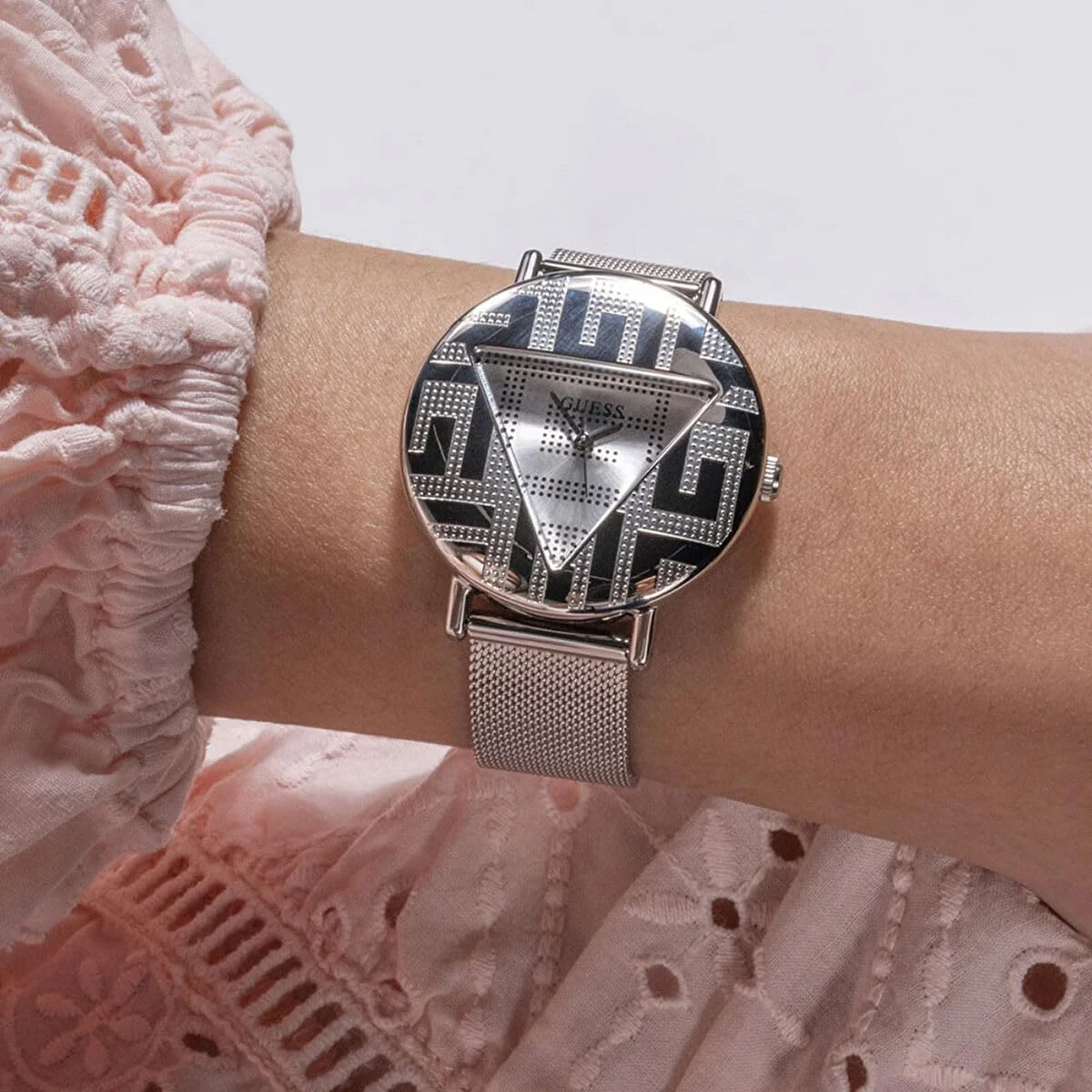 ساعت مچی زنانه آنالوگ گس صفحه نقره ای - GW0527L1