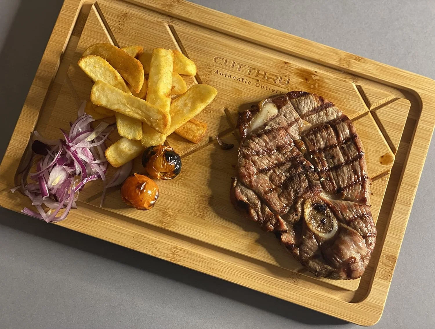 تخته استیک چوبی بامبو - 100% چوب بامبو طبیعی، استفاده چند منظوره به عنوان تخته استیک، سرو سینی باربیکیو، تخته برش بامبو طبیعی - مقاوم در برابر آب و بادوام.