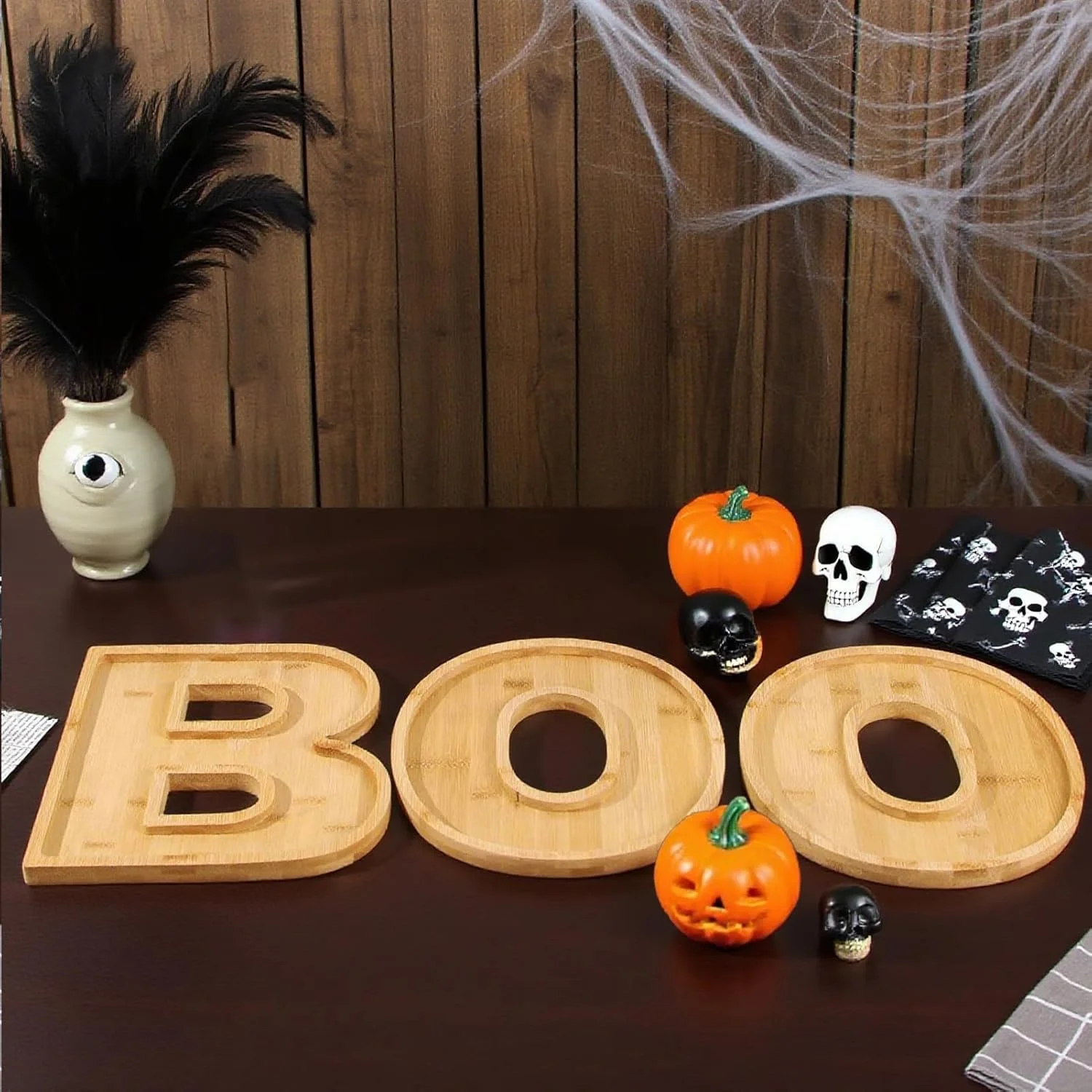 تخته سرو پنیر هالووین - سینی سرو تخته گوشت خوری بو، دکوری هالووین تخته چوبی برای آشپزخانه منزل، میز پاییزی مزرعه، دسر آب نبات کیک فنجانی میوه