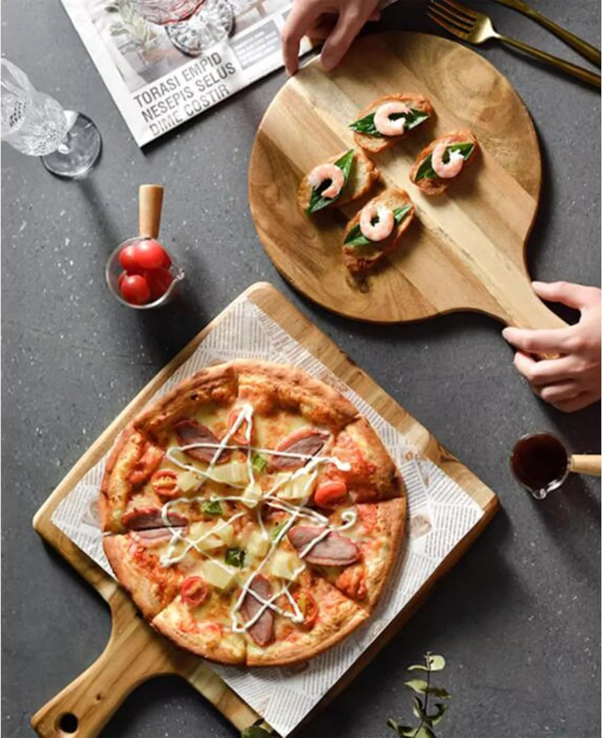 تخته برش چوبی برای آشپزخانه، تخته خردکن و تخته سرو، تخته سرو چوبی با دسته، ایده آل برای پنیر، پیتزا، گوشت، نان، شیرینی، میوه ها، سبزیجات، الف تخته برش چوبی برای آشپزخانه، تخته خردکن و تخته سرو، تخته سرو چوبی با دسته، ایده آل برای پنیر، پیتزا، گوشت، نان، شیرینی، میوه ها، سبزیجات، الف