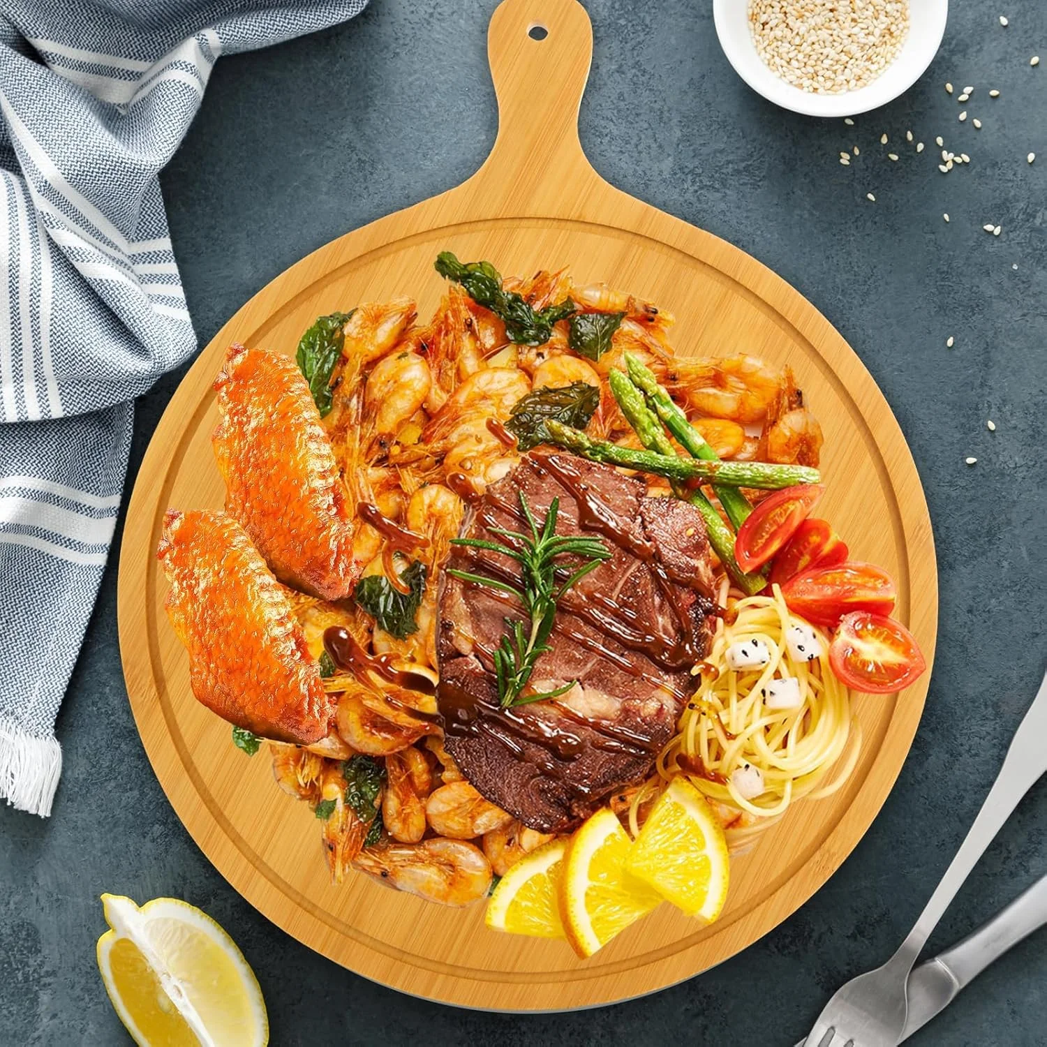 سینی پیتزا چوبی بامبو طبیعی MOMENT با دسته، سینی نان پیتزای خانگی تخته برش تخته خردکن استفاده خانگی سینی چوبی شستشو، (28 x 42 سانتی متر / 11 x 16.5 اینچ)