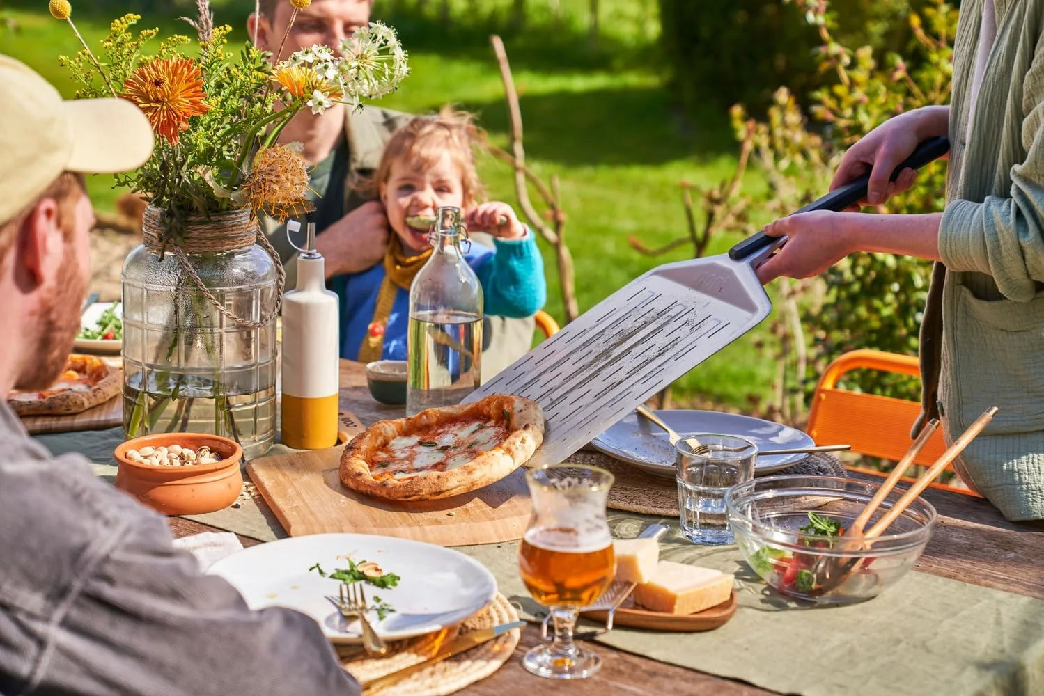 تخته پیتزا بامبو ۱۴ اینچی اونی - تخته سرو و پاروی پیتزای چوبی سبک و صاف - لوازم جانبی فر پیتزای فضای باز اونی