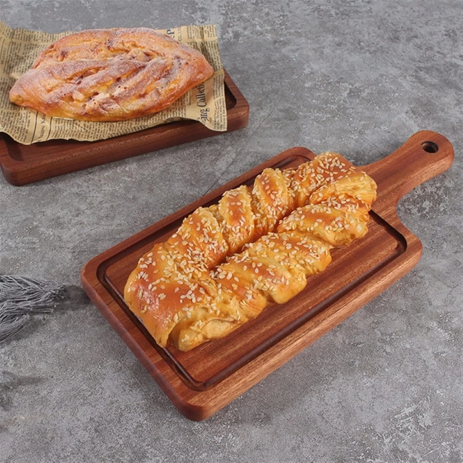 سینی صبحانه تخته سرو چوبی با دسته تخته برش آویز چند منظوره سینی نگهداری گوشت پیتزا پنیر برای آشپزخانه (رنگ: 20x35 سانتی متر)