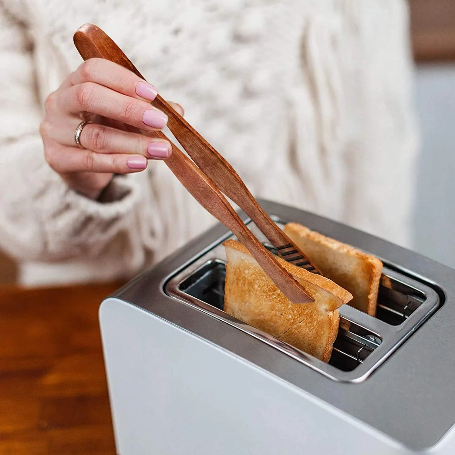 انبر نان تست SYOSI، بسته 2 عددی، انبر آشپزی چوبی قابل استفاده مجدد، انبر قیچی چوبی آشپزخانه، گیره باربیکیو نان تست، انبر غذای بوفه، مناسب برای چای، نان، میوه، خیارشور، پخت استیک، گیره آشپزخانه، ابزار و وسایل