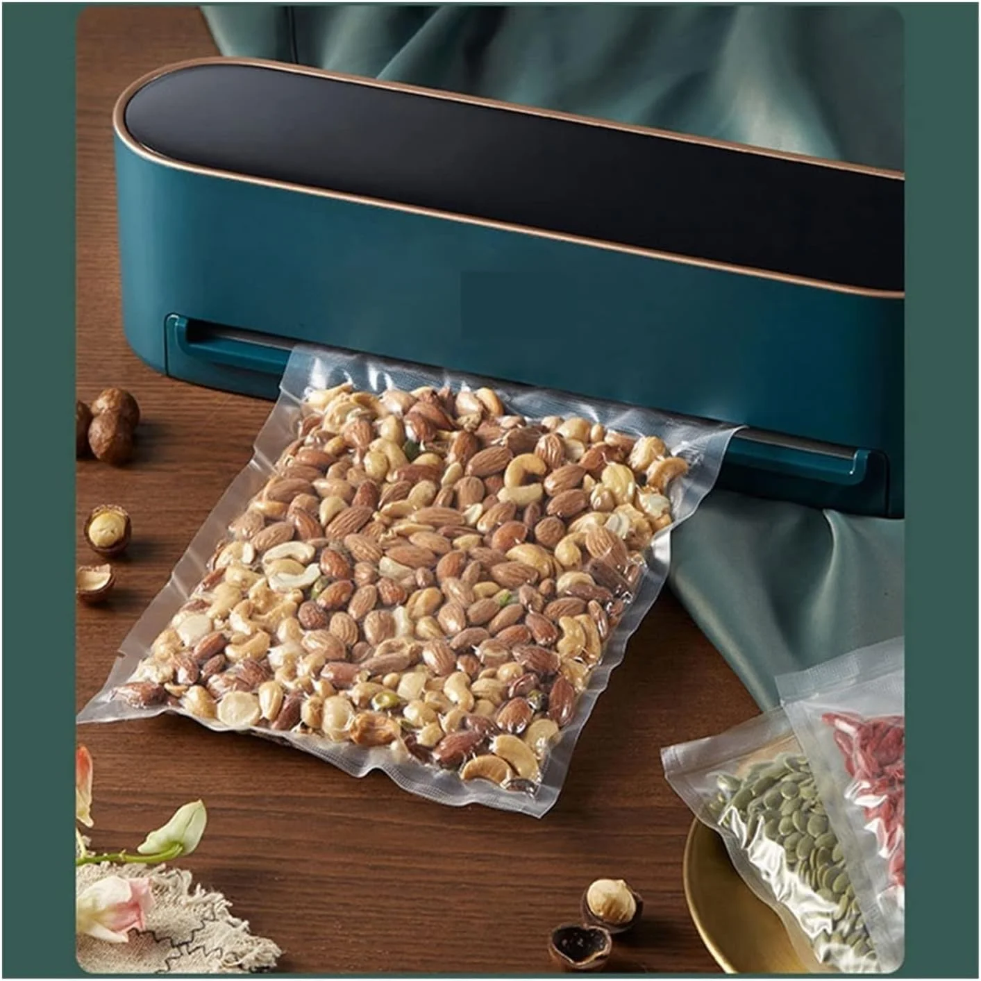 دستگاه وکیوم بسته بندی مواد غذایی خشک/مرطوب، اتوماتیک، قدرت 70 کیلو پاسکال، نمایشگر دیجیتال به همراه کیسه های وکیوم، کاربری آسان و نگهداری راحت