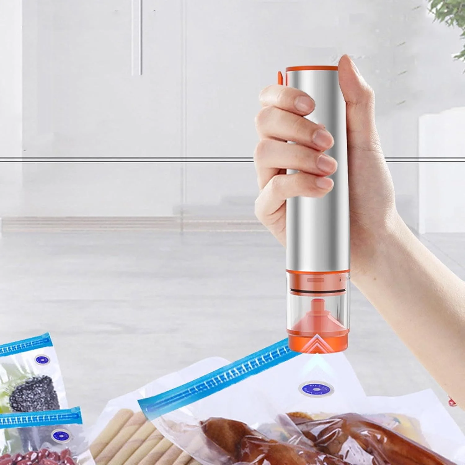 دستگاه وکیوم کوچک و قابل حمل گوشیدا برای مواد غذایی، دستگاه وکیوم دستی قدرتمند 60 کیلو پاسکال، با عملکرد باد کردن، مناسب برای آشپزخانه منزل (نارنجی)