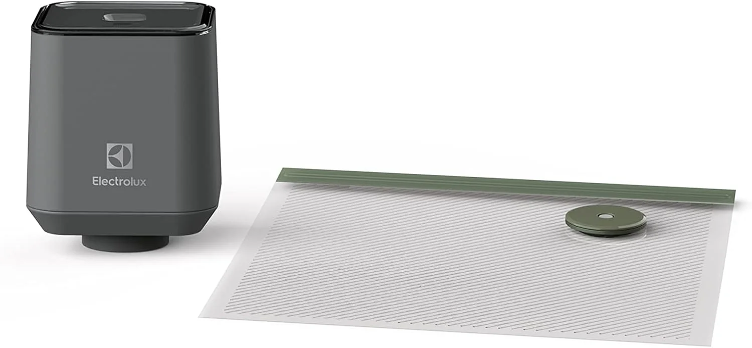 پمپ وکیوم دستی الکترولوکس مدل 23EVRB01AL 23EVSL01AY به همراه کیسه های درزگیر قابل استفاده مجدد، کوچک، خاکستری