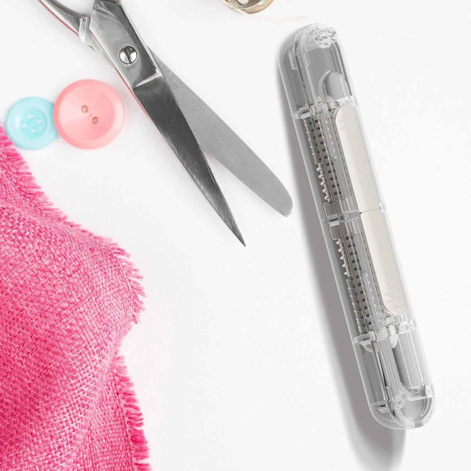 سوزن نخ کن برای خیاطی دستی - دستگاه نخ کن اتوماتیک 2 در 1 | ابزار شکافتن درز برای لحاف دوزی، رفو، نمد، جین، بوم، چرم، مناسب برای مبتدیان و بزرگسالان