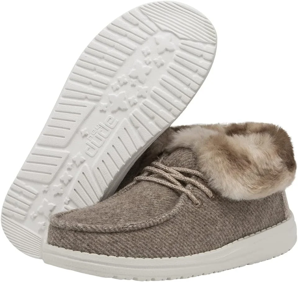 کفش دخترانه هی دیود مدل Britt Youth در رنگ ها و سایزهای مختلف | کفش دخترانه | بوت های بند دار دخترانه | راحت و سبک