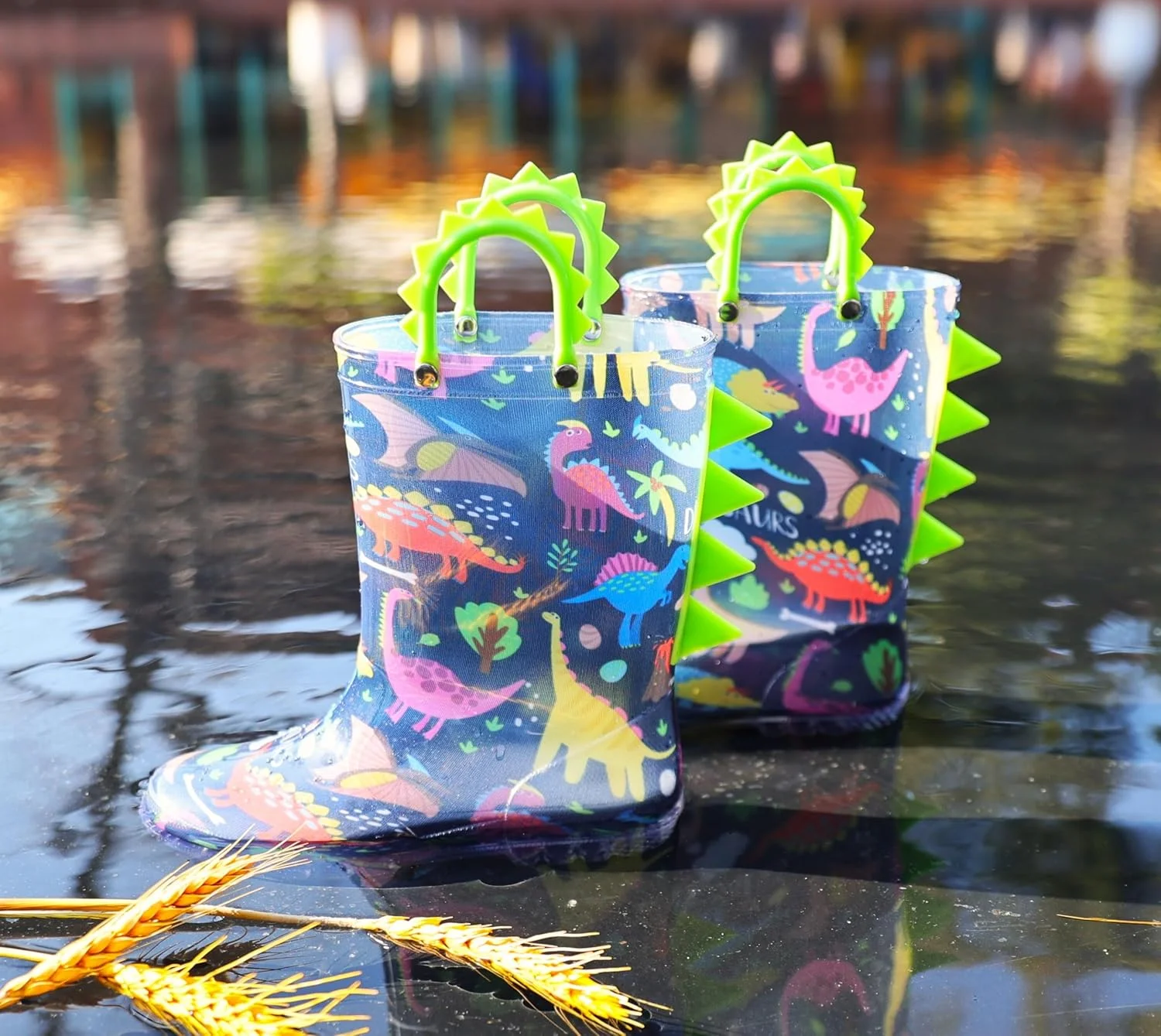 چکمه بارانی چراغ دار طرح دایناسور پسرانه