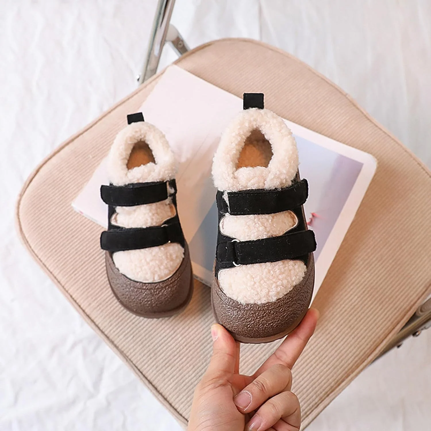 کفش های بچگانه دخترانه پسرانه گرم با آستر خز مصنوعی، کفش های غیر لغزنده زمستانی برای لباس پوشیدن و فضای باز برای کودکان نوپا، کودکان کوچک و کودکان بزرگ، مشکی، سایز 9.5