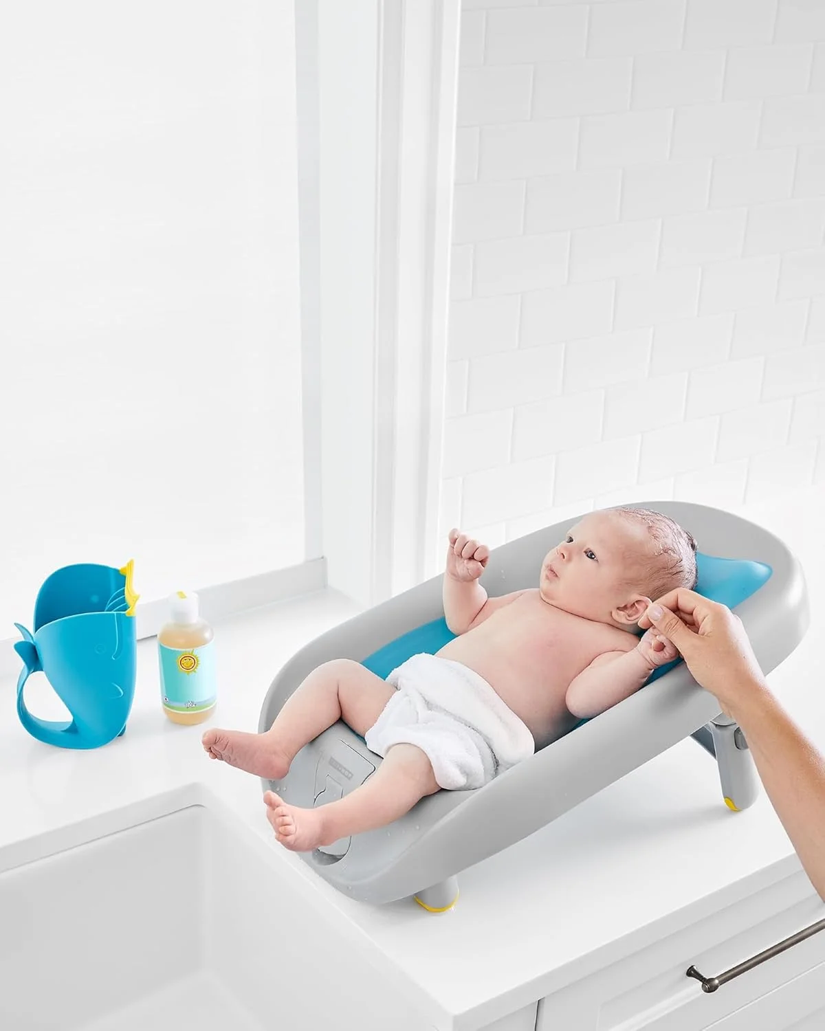 وان حمام کودک اسکیپ هاپ، مدل Moby Recline And Rinse Bather