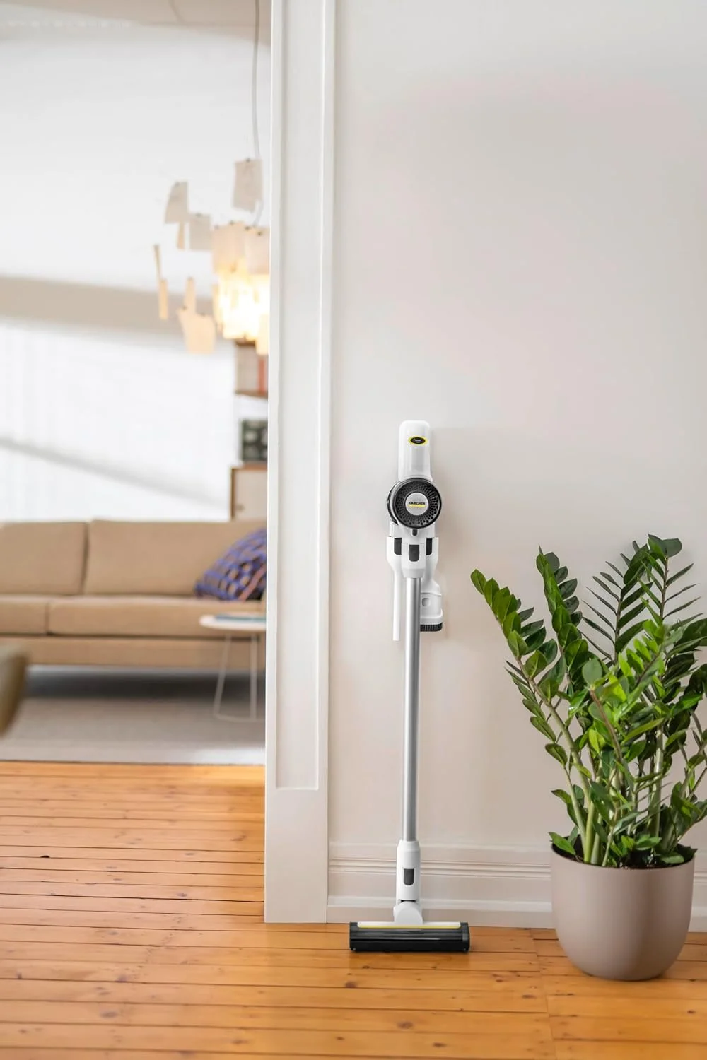 جاروبرقی عصایی شارژی کارچر KVA 2، 2 در 1، سبک وزن، 40 دقیقه زمان کارکرد، فیلتر HEPA، برس توربو جاروبرقی عصایی شارژی کارچر KVA 2، 2 در 1، سبک وزن، 40 دقیقه زمان کارکرد، فیلتر HEPA، برس توربو