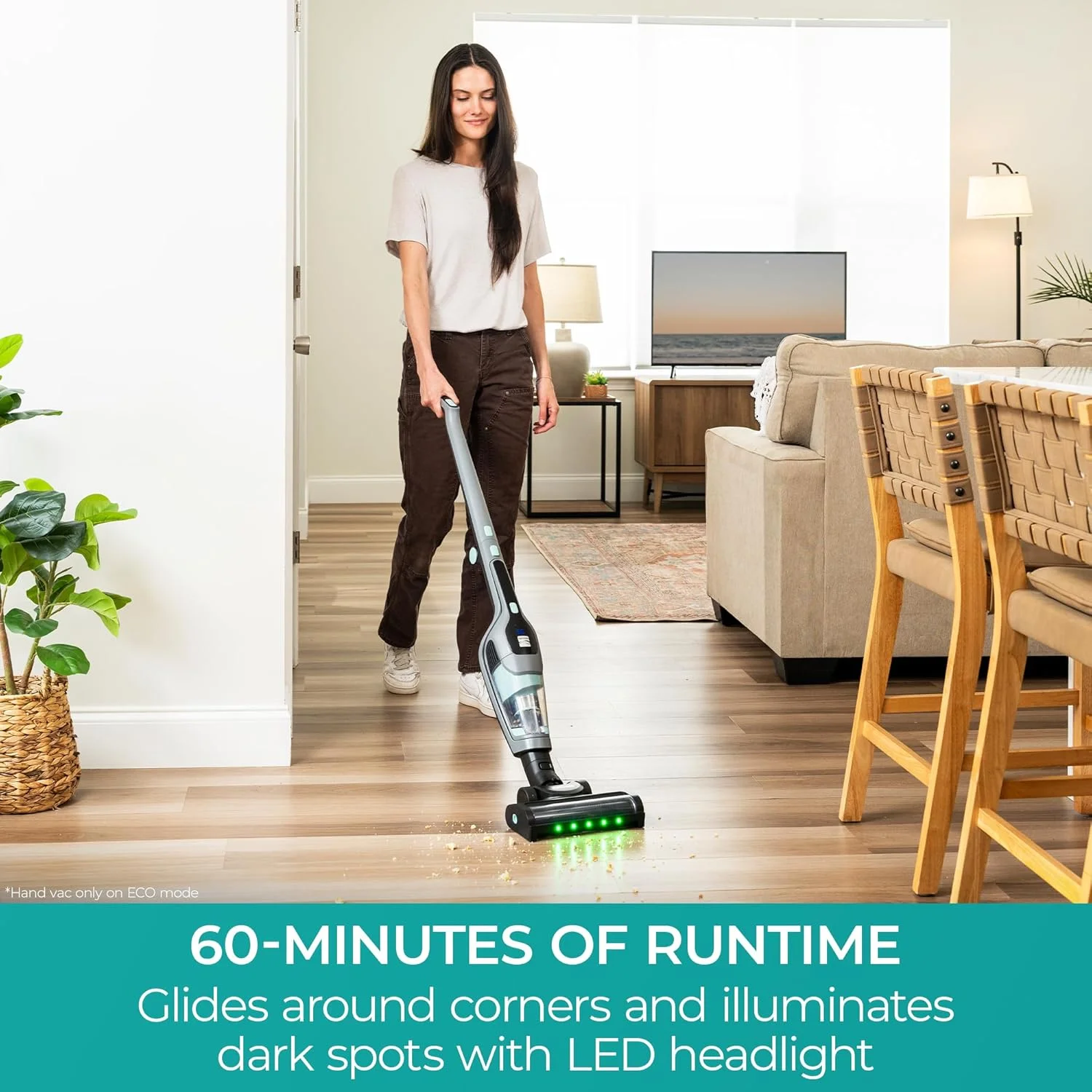 جاروبرقی عصایی بی‌سیم کنمور سری 200 مدل DS2010، سبک وزن، دارای مکش قدرتمند 2 سرعته، چراغ LED و قابلیت تبدیل به جاروبرقی دستی 2 در 1، مناسب برای کف چوبی، فرش و موی حیوانات خانگی