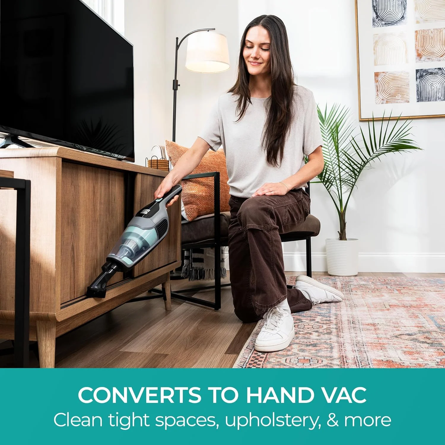 جاروبرقی عصایی بی‌سیم کنمور سری 200 مدل DS2010، سبک وزن، دارای مکش قدرتمند 2 سرعته، چراغ LED و قابلیت تبدیل به جاروبرقی دستی 2 در 1، مناسب برای کف چوبی، فرش و موی حیوانات خانگی