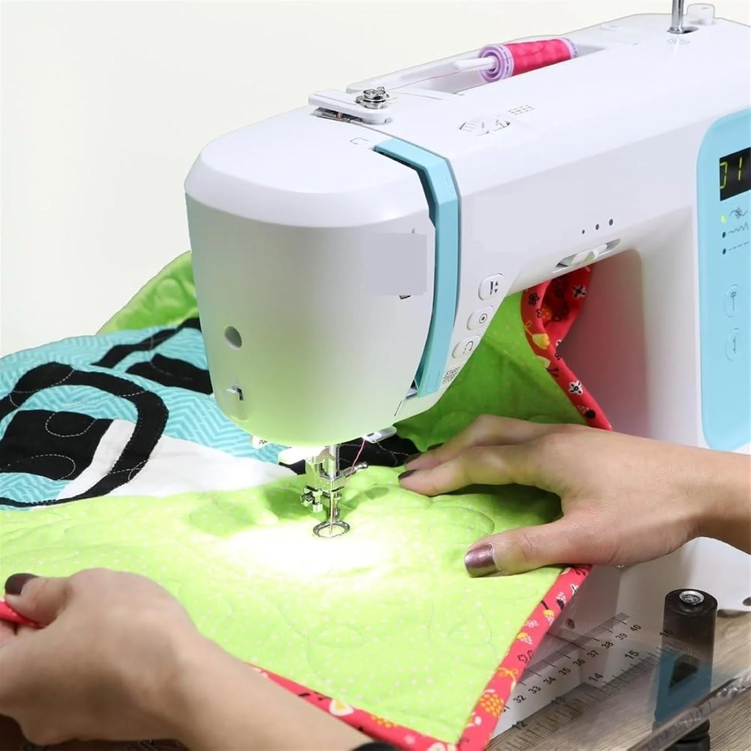 چرخ خیاطی، دارای ۸۰ مدل دوخت کامپیوتری حرفه ای لحاف دوزی و قابلیت حرکت آزاد - چرخ خیاطی مناسب مبتدی تا حرفه ای، خیاطی آسان چرخ خیاطی، دارای ۸۰ مدل دوخت کامپیوتری حرفه ای لحاف دوزی و قابلیت حرکت آزاد - چرخ خیاطی مناسب مبتدی تا حرفه ای، خیاطی آسان