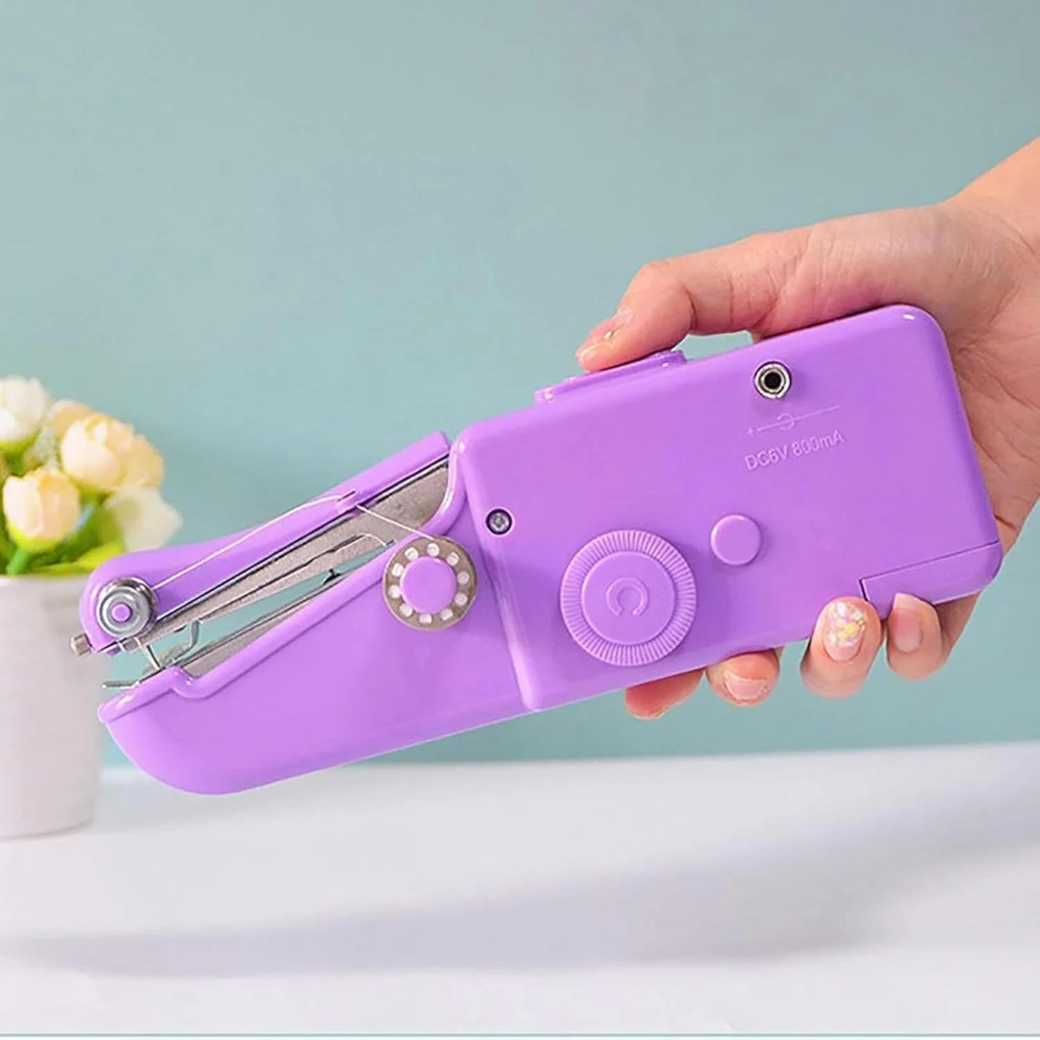 چرخ خیاطی مینی، چرخ خیاطی دستی قابل حمل برای بزرگسالان، مبتدیان، دستگاه دوخت برقی بی سیم با لوازم خیاطی چرخ خیاطی مینی، چرخ خیاطی دستی قابل حمل برای بزرگسالان، مبتدیان، دستگاه دوخت برقی بی سیم با لوازم خیاطی