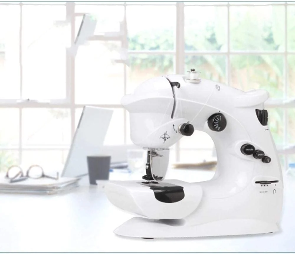 چرخ خیاطی برقی کوچک و قابل حمل Zeenyi، مناسب برای مبتدیان، سرعت بالا و پایین، دارای چراغ LED چرخ خیاطی برقی کوچک و قابل حمل Zeenyi، مناسب برای مبتدیان، سرعت بالا و پایین، دارای چراغ LED