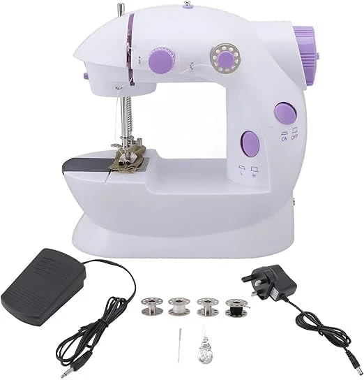 چرخ خیاطی کوچک قابل حمل، دو سرعته با میز کمکی، چراغ LED، دو نخ، سفید و بنفش چرخ خیاطی کوچک قابل حمل، دو سرعته با میز کمکی، چراغ LED، دو نخ، سفید و بنفش