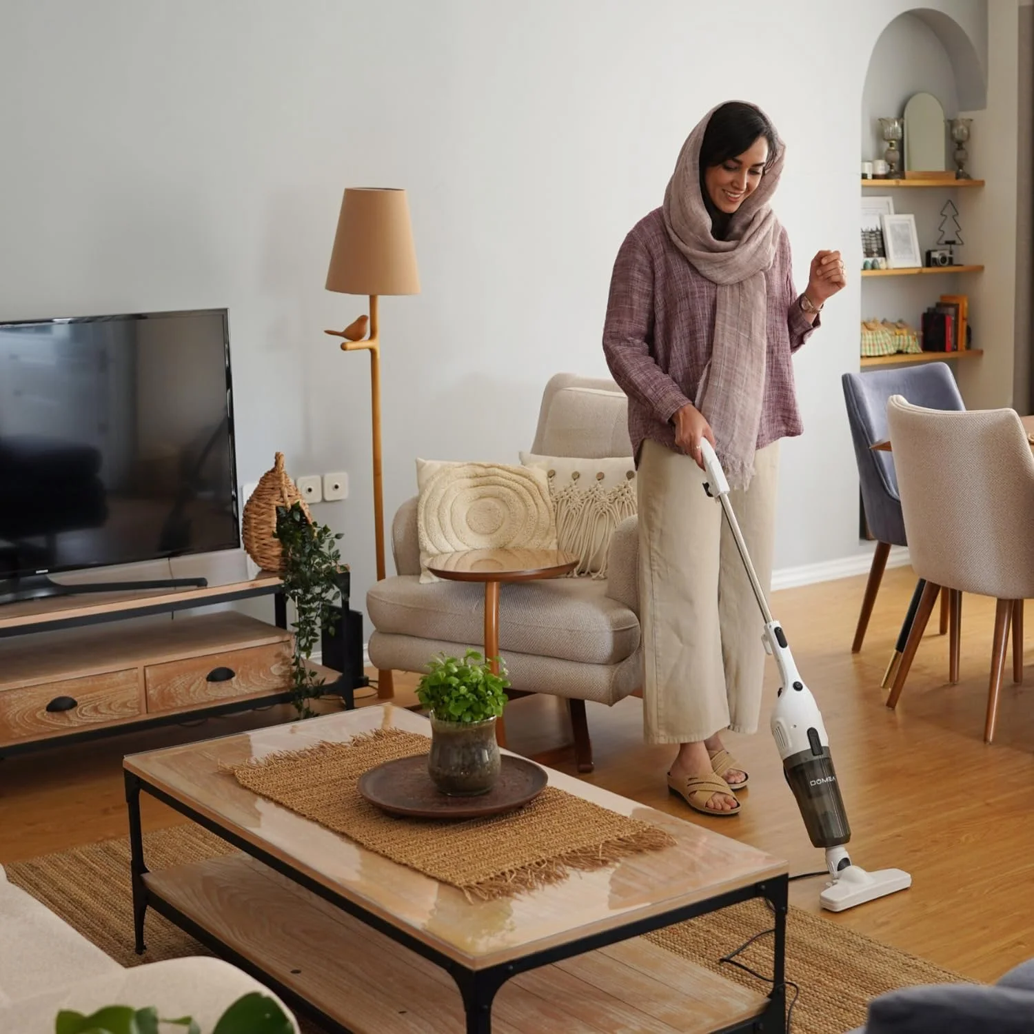 جاروبرقی DOMEA، 3 در 1 با میله قابل افزایش طول، کابل 5 متری، فیلتر HEPA، 600 وات، مکش 16KPa، ظرفیت گرد و غبار 1.2 لیتری، وزن سبک، ایده آل برای خانه، ماشین، کف، مبل، فرش، تمیز کردن موی حیوانات خانگی، سفید