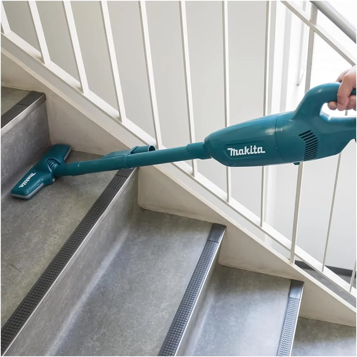 جاروبرقی شارژی ماکیتا مدل Cl106Fdz 12V Max Li-Ion Cxt - بدون باتری و شارژر