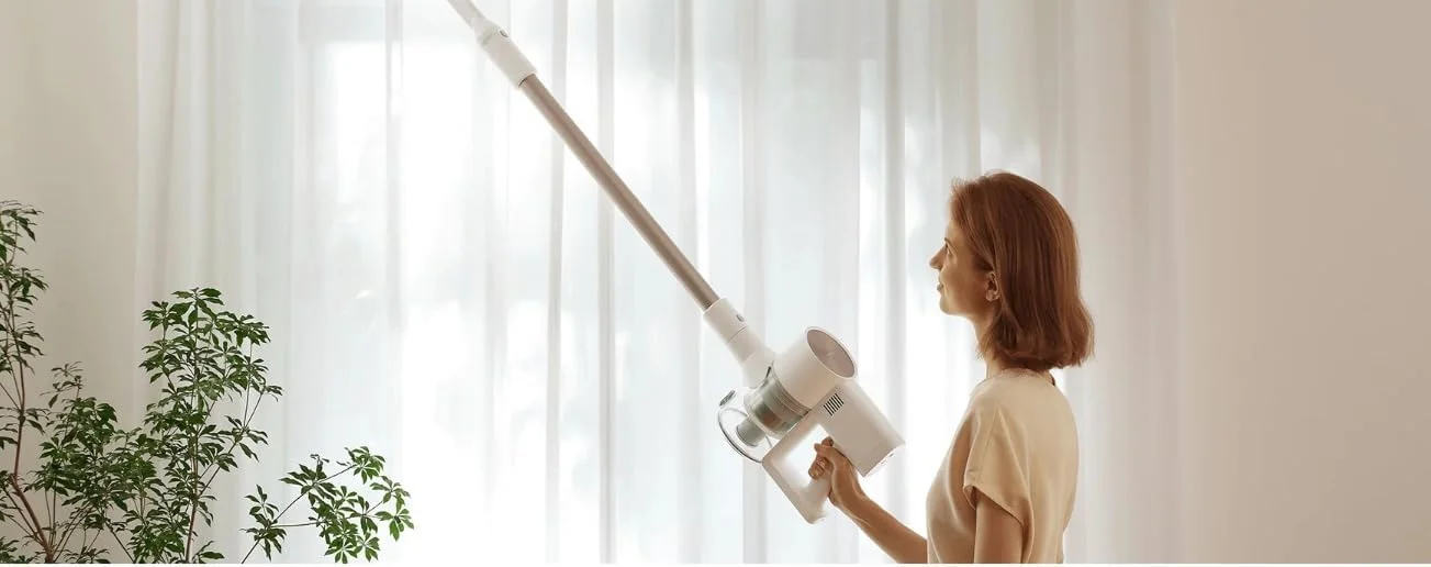 جاروبرقی شیائومی G20 – مکش قدرتمند 150AW، زمان کارکرد 60 دقیقه، برس LED، فیلتراسیون 12 سیکلون، بازده حذف گرد و غبار 99.9% جاروبرقی شیائومی G20 – مکش قدرتمند 150AW، زمان کارکرد 60 دقیقه، برس LED، فیلتراسیون 12 سیکلون، بازده حذف گرد و غبار 99.9%