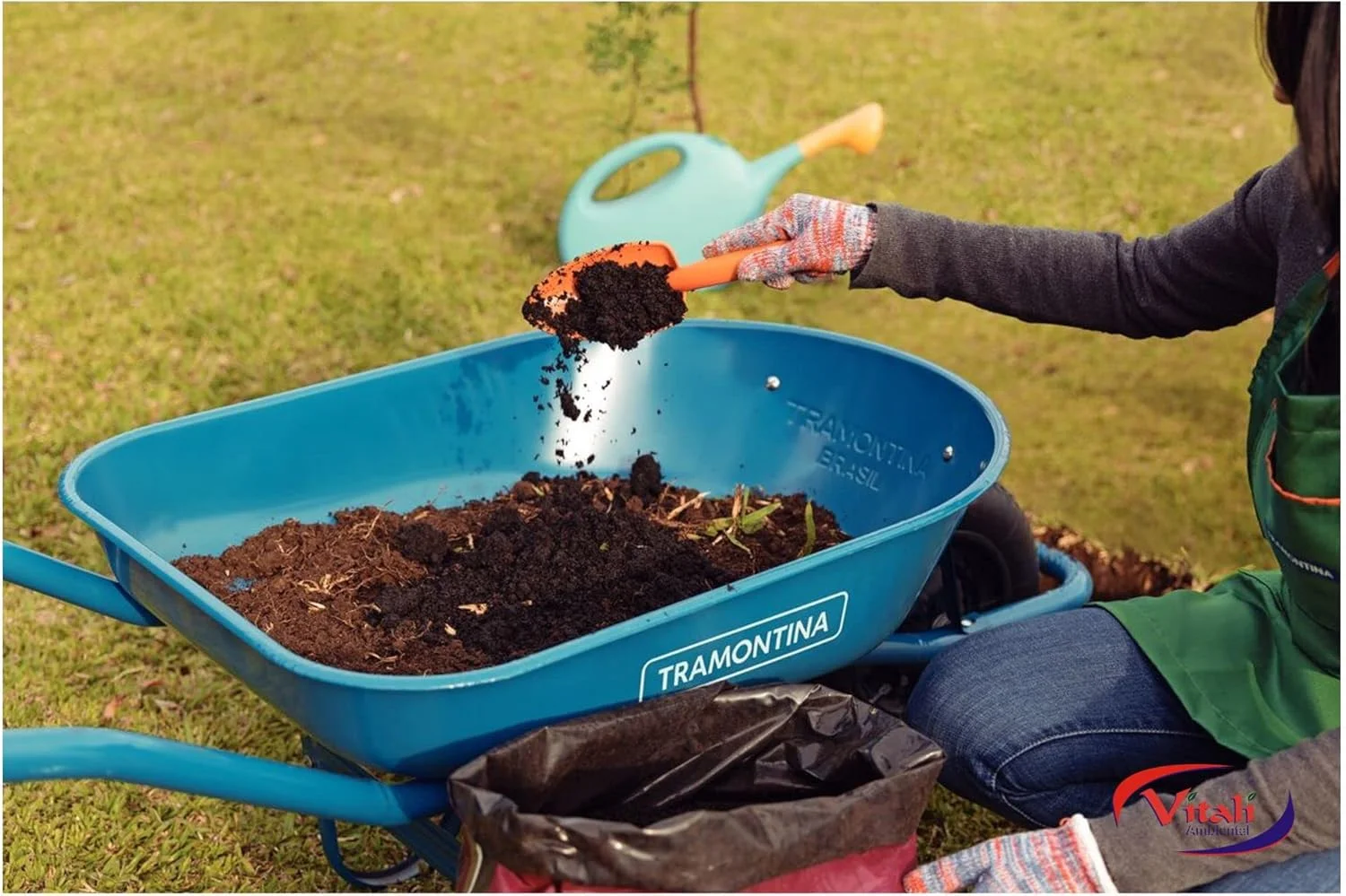 بیلچه باغبانی دستی ترامونتینا نارنجی ساخته شده از پلی پروپیلن سنگین