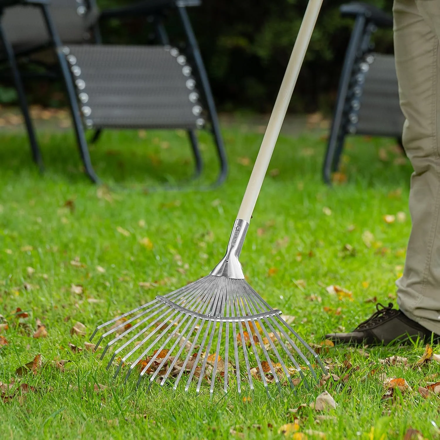 سر چنگک فلزی قابل تنظیم پالیساد – 22 دندانه تخت، گالوانیزه، عرض لغزنده 270–460 میلی متر، ابزار باغبانی برای مراقبت از چمن و برگ (بدون دسته)