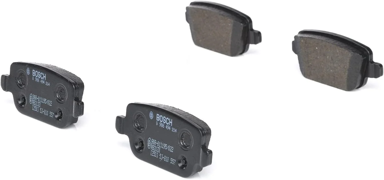 لنت ترمز خودرو بوش BP1150 - محور عقب - کیفیت بوش - کاهش صدا و گرد و غبار - دارای گواهینامه ECE-R90 - بدون مس - 1 ست 4 عددی - به همراه لوازم جانبی