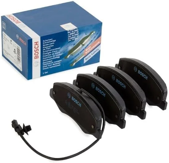 لنت ترمز عقب خودرو بوش BP1687 - کیفیت بوش - برای ترمزگیری بی صدا با گرد و غبار کم - دارای گواهینامه ECE-R90 - بدون مس - 1 ست 4 عددی لنت ترمز - به همراه لوازم جانبی