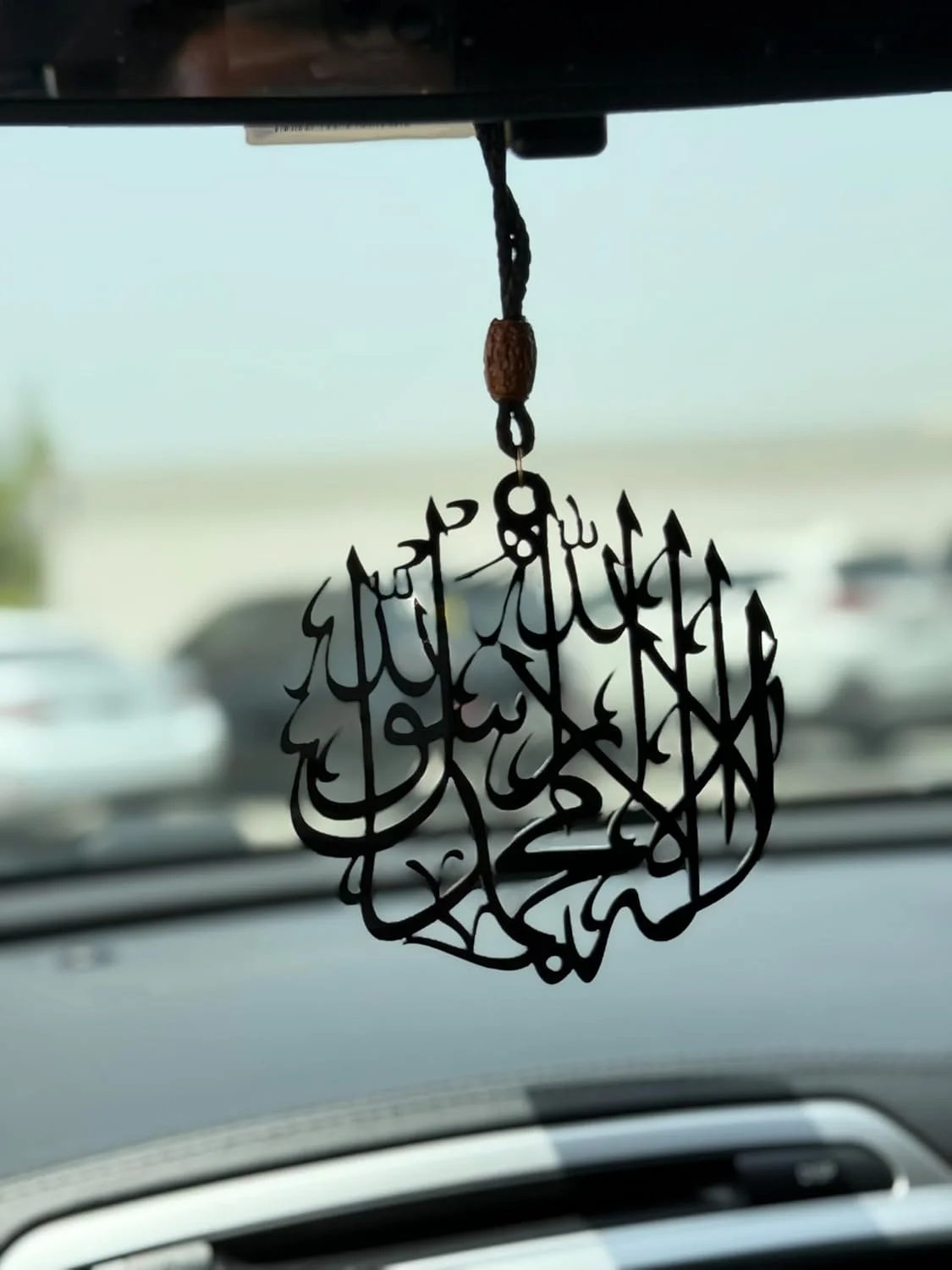 آویز خودرو کلمه اول اسلامی ARABIQO، تزیین آکریلیک الله برای آینه دید عقب | دکوراسیون داخلی خودرو مسلمانان | آویز خوشنویسی عربی خودرو | هدیه معنوی برای مردان و زنان