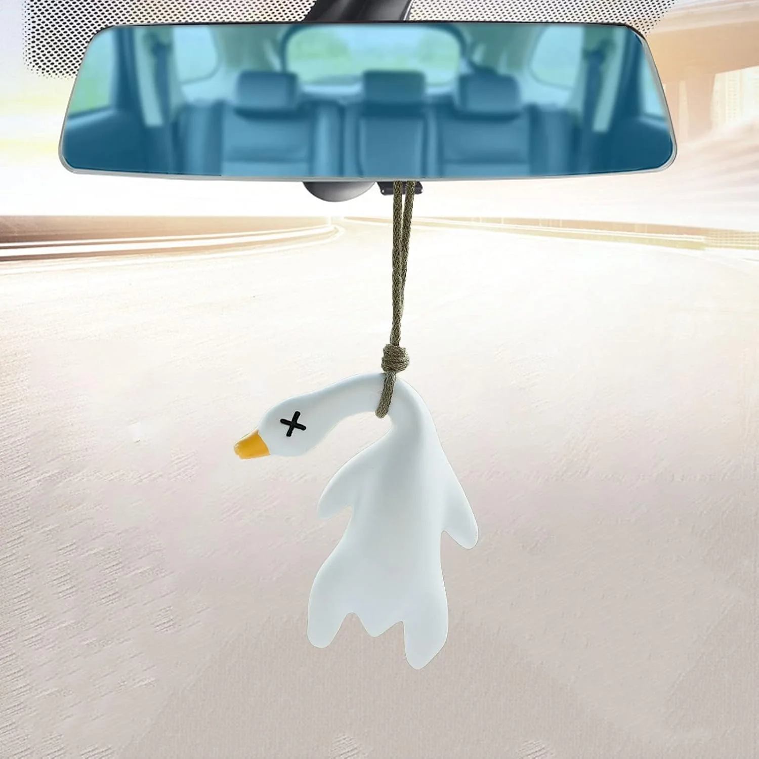 آویز خودرو MAKINGTEC، لوازم جانبی آویز آینه خودرو، اردک کبابی گردن کج کارتونی خلاقانه روی تاب، آویزهای خودرو برای آینه دید عقب، هدیه تزئینی مینیاتوری خودرو