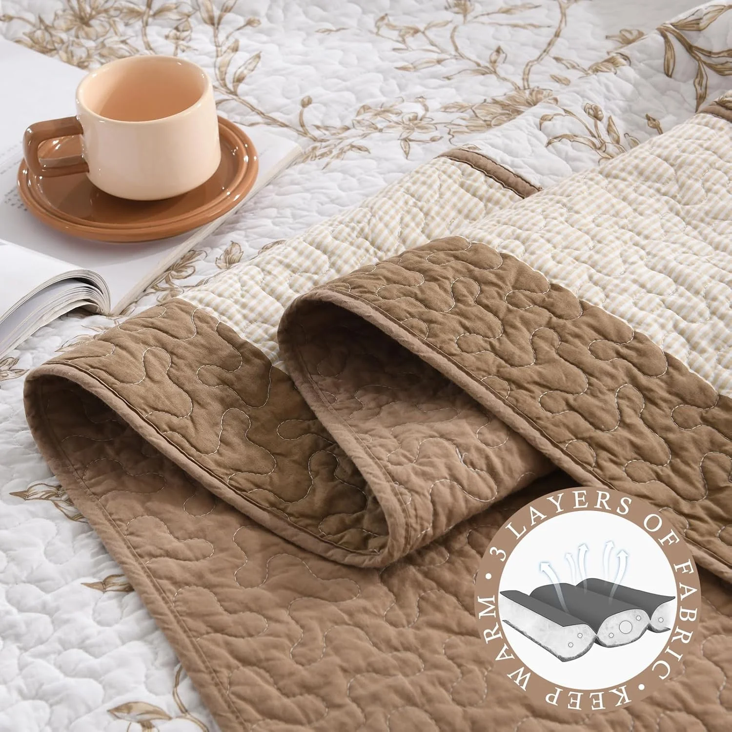 روتختی کینگ سایز بزرگ 325x305 - 100% پنبه ای سبک وزن، لحاف کالیفرنیا کینگ با 2 روبالشی، روتختی لحافی بسیار پهن طرح گیاهی دو رو، قهوه ای/بژ