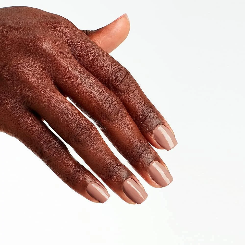 لاک ناخن OPI، مجموعه مالیبو، لاک ناخن با ماندگاری طولانی Infinite Shine، El Mat-Adoring You، 15 میلی لیتر، رنگ خنثی