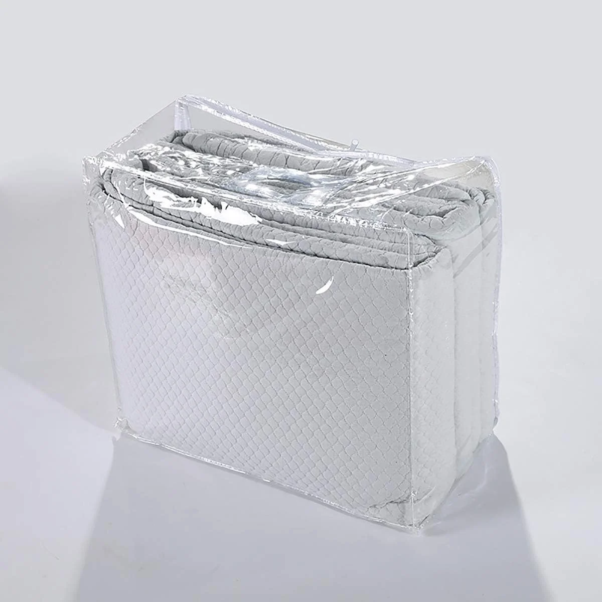 روتختی سفید طرح دار سه تکه دونفره سایز بزرگ پنبه دوزی شده قابل شستشو به همراه 2 روبالشتی مناسب اتاق خواب، 230 در 250 سانتی متر