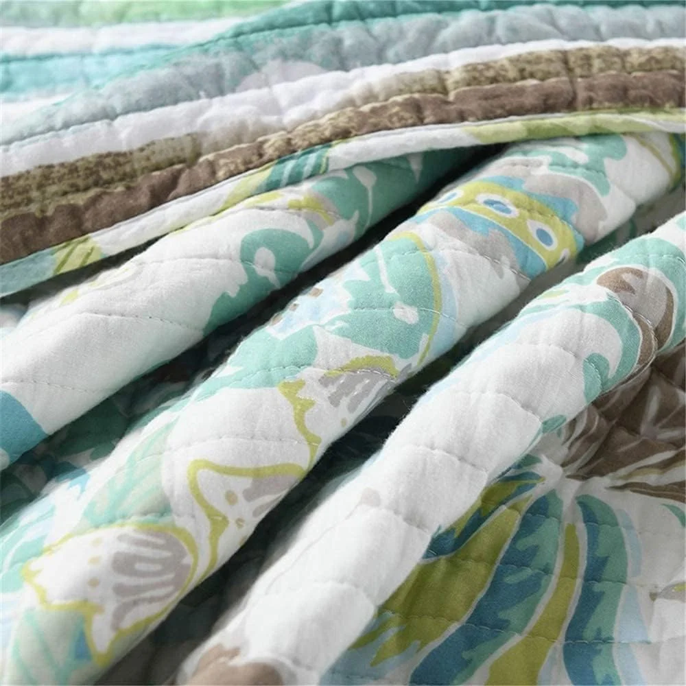 ست روتختی سه تکه سایز دو نفره طرح سنتی سبز پیزلی، لحاف پنبه ای تکه دوزی شده به همراه 2 روبالشتی