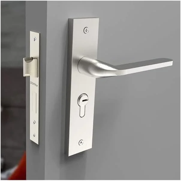 قفل درب مورتایز سنگین Plantex 8060 Premium با دستگیره درب، مناسب برای درب اصلی منزل، با دستگیره کششی/فشاری برای اتاق خواب/اداره/هتل/حمام، همراه با 3 کلید (مات)