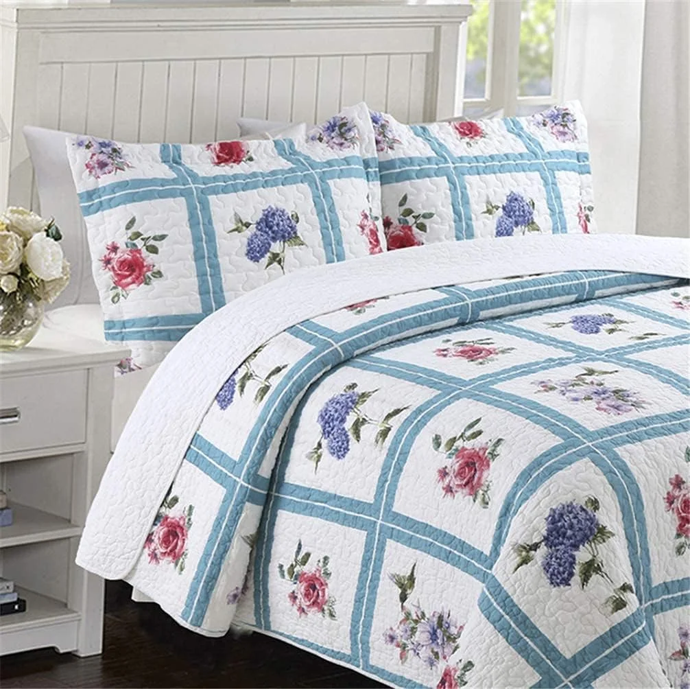 روتختی طرح دار 220x240 سانتی متر + 2 روبالشتی 50x70 سانتی متر، لحاف دو نفره، طرح تکه دوزی، آبی روتختی طرح دار 220x240 سانتی متر + 2 روبالشتی 50x70 سانتی متر، لحاف دو نفره، طرح تکه دوزی، آبی