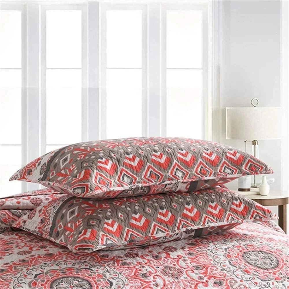 روتختی فوق العاده نرم GBMULG طرح گلدار قرمز و سفید، روتختی سبک وزن دو نفره - رو تختی های تکه دوزی شده با 2 روبالشتی برای زیبایی و گرمای بیشتر روتختی فوق العاده نرم GBMULG طرح گلدار قرمز و سفید، روتختی سبک وزن دو نفره - رو تختی های تکه دوزی شده با 2 روبالشتی برای زیبایی و گرمای بیشتر