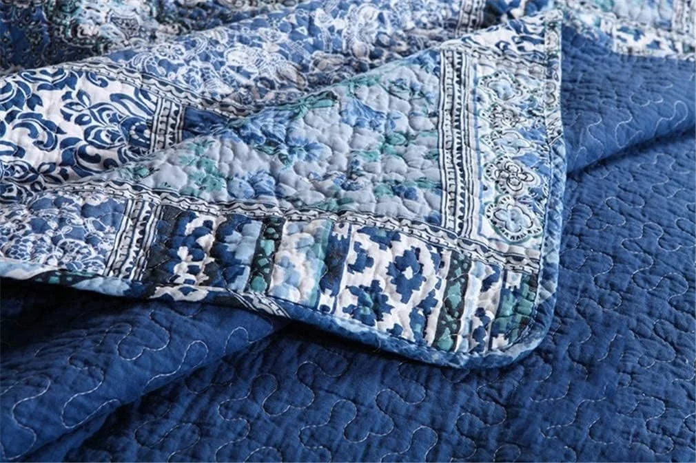 ست روتختی لحاف‌دار سه تکه سایز دو نفره بزرگ، سبک و مناسب تمام فصول، شامل لحاف و دو روبالشتی، ابعاد 230 در 250 سانتی‌متر، آبی