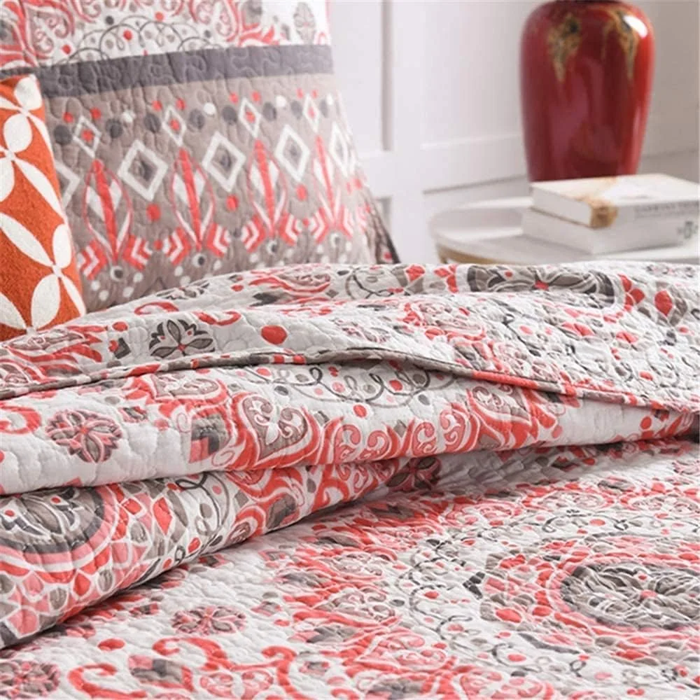 روتختی فوق العاده نرم GBMULG طرح گلدار قرمز و سفید، روتختی سبک وزن دو نفره - رو تختی های تکه دوزی شده با 2 روبالشتی برای زیبایی و گرمای بیشتر روتختی فوق العاده نرم GBMULG طرح گلدار قرمز و سفید، روتختی سبک وزن دو نفره - رو تختی های تکه دوزی شده با 2 روبالشتی برای زیبایی و گرمای بیشتر