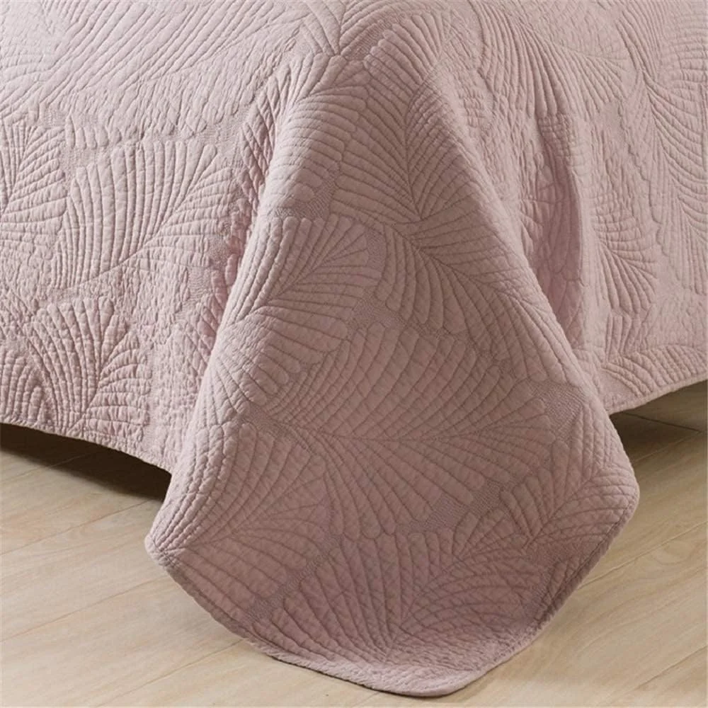 روتختی صورتی طرح دار به همراه 2 عدد روبالشتی، دو رو، گلدوزی شده، روتختی پنبه ای، سایز بزرگ مناسب تخت دو نفره، ست 3 تکه روتختی صورتی طرح دار به همراه 2 عدد روبالشتی، دو رو، گلدوزی شده، روتختی پنبه ای، سایز بزرگ مناسب تخت دو نفره، ست 3 تکه